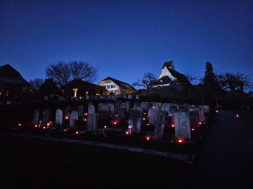 Gedenkfeier auf dem Friedhof Affoltern i.E: